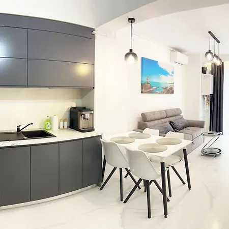 Adelina Wave 5 Нэводари